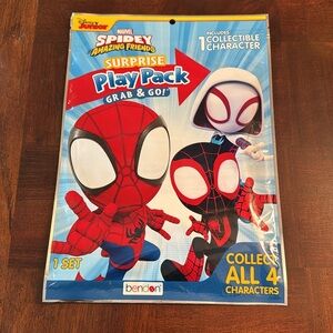 Disney Juniors Marvel Spidey Amazing Friends Surprise Play Pack Grab & Go